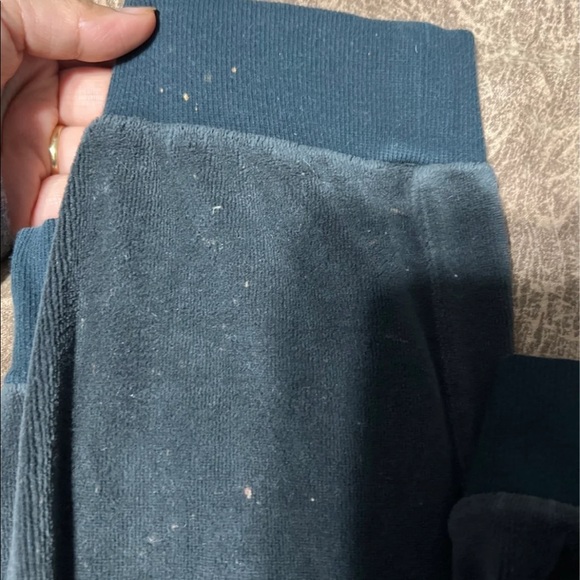 Vs sweats - Picture 1 of 3